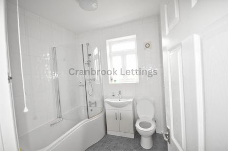 3 bedroom terraced house to rent - Photo 5