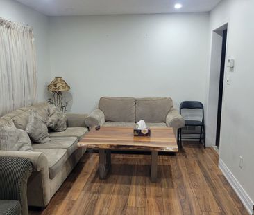 For Lease - 3 Fairbank Court Unit# Upper, Brampton, Ontario - Photo 2