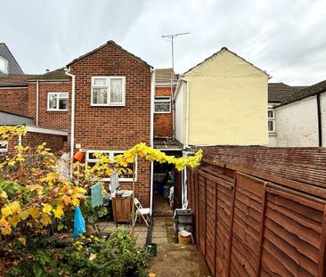 2 bedroom terraced house to rent - Photo 6