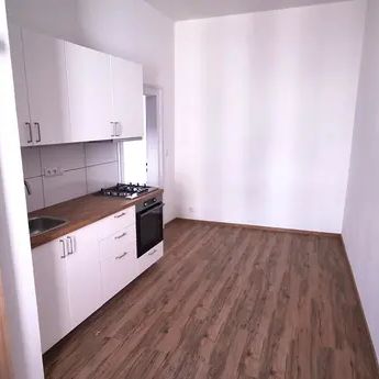 Pronájem bytu 2+1 v Praze, ul. Na bělidle - Fotografie 1