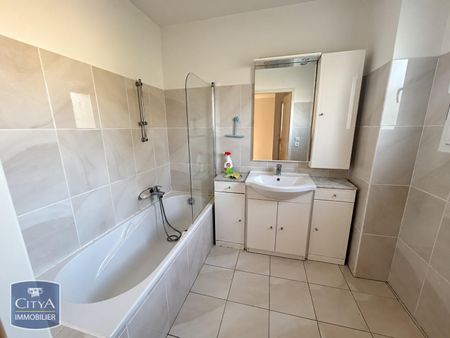 Location Appartement 3 pièces 71m² MARTIGUES 13500 - Photo 4