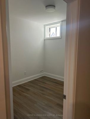 Detached Home For Lease | N9247650 - Photo 1