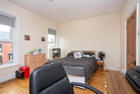 5 bedroom terraced house to rent - Photo 3