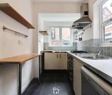 2 bed terraced house to rent in Woodbine Avenue, Leicester, LE2 - Photo 2