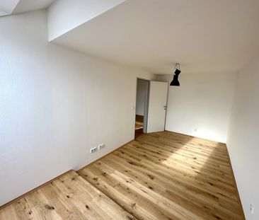 Erstbezug nach Sanierung – Wunderschöne 3-Zimmer-Altbauwohnung in a... - Photo 1