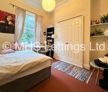7 Bedroom Mid Terraced House for rent in Regent Park Terrace - Photo 5