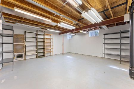 For Lease - 81 Lloydalex Crescent, Stittsville - Munster - Richmond, Ontario - Photo 3