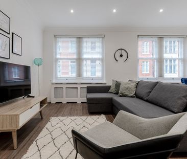 Wells Street - Photo 2