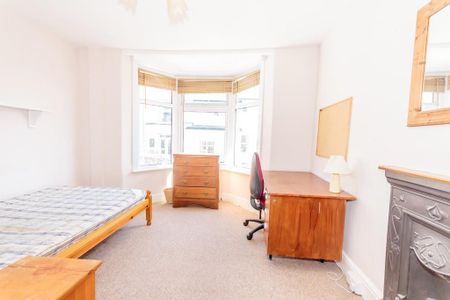 5 bedroom house share to rent - Photo 4