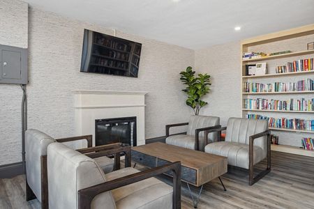 Island Park Towers - Photo 3