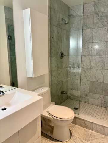 For Lease - 8 The Esplanade N/A Unit# 4510, Toronto, Ontario - Photo 5