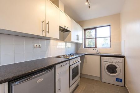 1 bedroom flat to rent - Photo 3