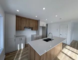 1 room apartment of 121m² in Sherbrooke - Photo 1