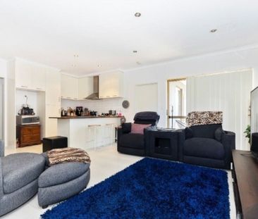 Easy-Care Living in a Prime Pearsall Location - Photo 1