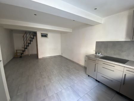 MAISON AMIÉNOISE T3 - QUARTIER SAINT HONORÉ - Photo 2