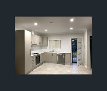 Modern 2 Bedroom Granny Flat *Including Water* - Photo 3