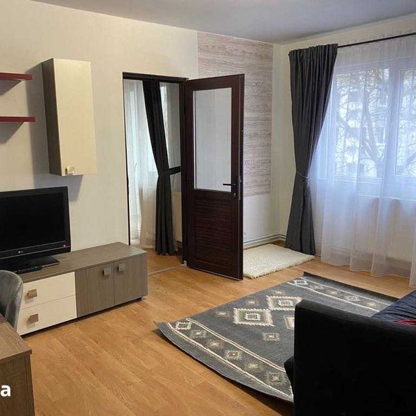 De inchiriat apartament cu doua camere - Fotografie 1
