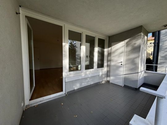 1190! Perfekt aufgeteilte 4 Zimmer Wohnung mit Loggia in Grünruhelage! - Photo 1