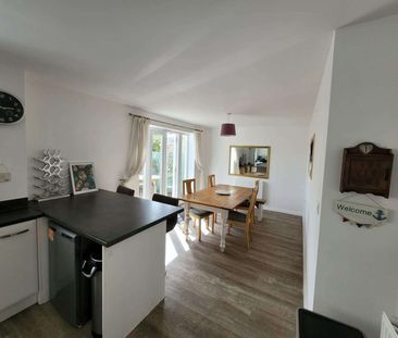 Fantastic 6-bedroom house share in a great location Room 1 (Downsta... - Photo 3