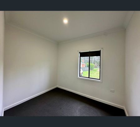2/8 Denison Street, Cooma, NSW 2630 - Photo 3