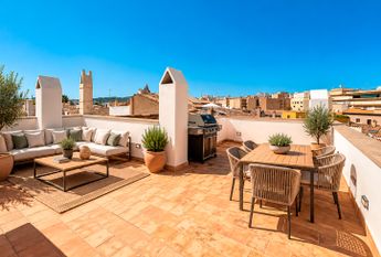 Apartamento con terrazas, 3 dormitorios, 2 baños, ascensor, garaje, Paseo del Borne, Palma.