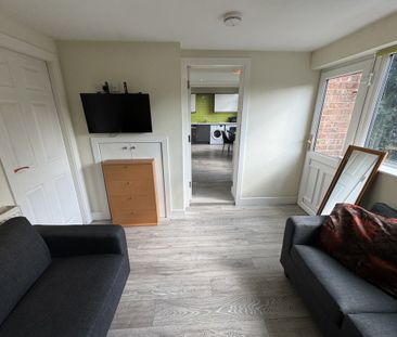 Yearsley Crescent, Huntington - P1054 - Photo 2