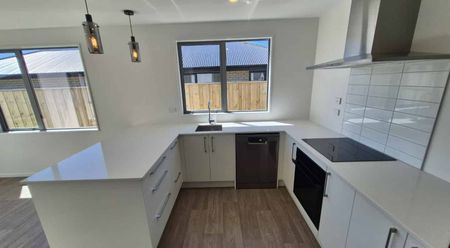 Brand new in Selwyn Meadows - Photo 4