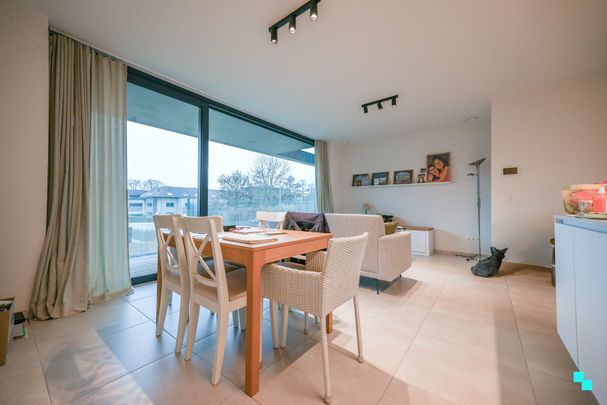 Tweeslaapkamerappartement in blok IV van residentie Blauwpoorte - Photo 1