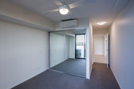 Best of Urban Living in the Heart of Woolloongabba - Available on 27/11/2025 - Photo 3
