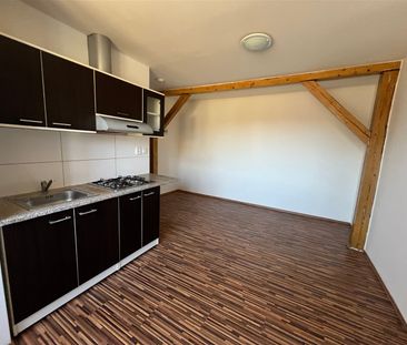 Pronájem bytu 1+kk a garsoniéry 21 m², Chebská 1652, Aš - Photo 2