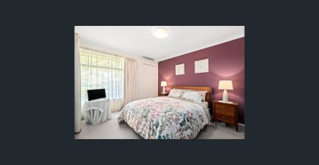 Spacious Four-Bedroom Family Home in a Prime Location - Photo 3