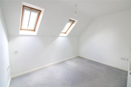 2 bedroom end of terrace house to rent - Photo 5