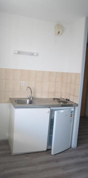 APPARTEMENT à louer à BESANCON - QUARTIER CHASNOT/BAS ST CLAUDE - 1 pièce - Photo 1