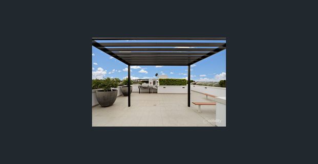 Stunning New Apartment in a Peaceful Bayside Setting - Photo 1