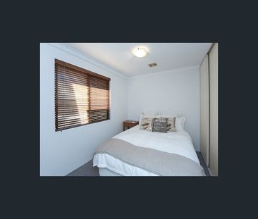 2/88 Dane Street, East Victoria Park, WA 6101 - Photo 5