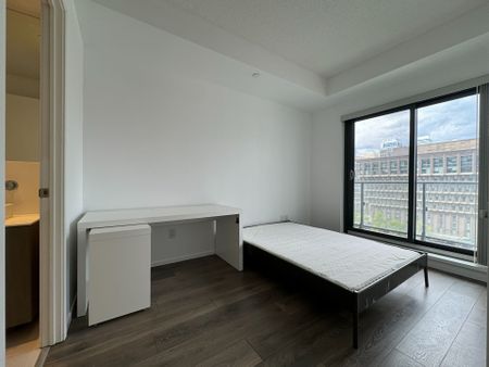 For Lease - 159 Dundas Street Unit# 906, Toronto, Ontario - Photo 2