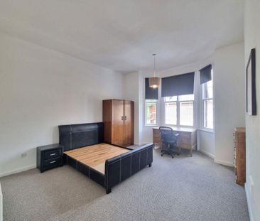 4 bedroom terraced house to rent - Photo 6