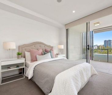 Stunning Riverfront 2-Bedroom, 2-Bathroom Apartment - Apply Now! - Photo 3