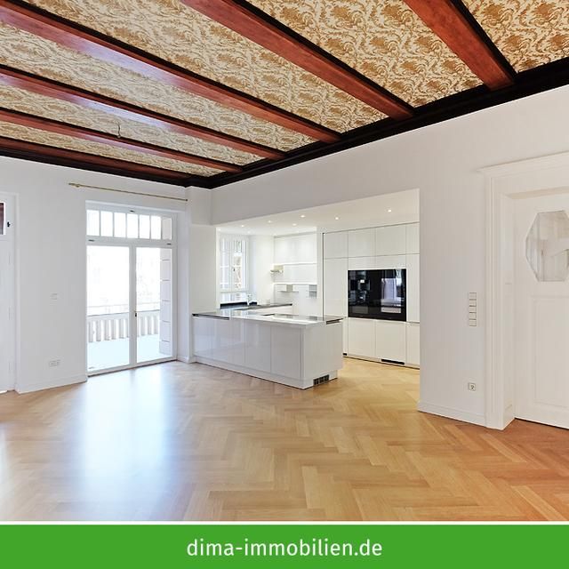 ZWEITBEZUG | exklusive Luxus-Wohnung mit Kamin, hochw. Einbauküche, Design-Bädern, Stellplatz u.v.m. - Photo 1