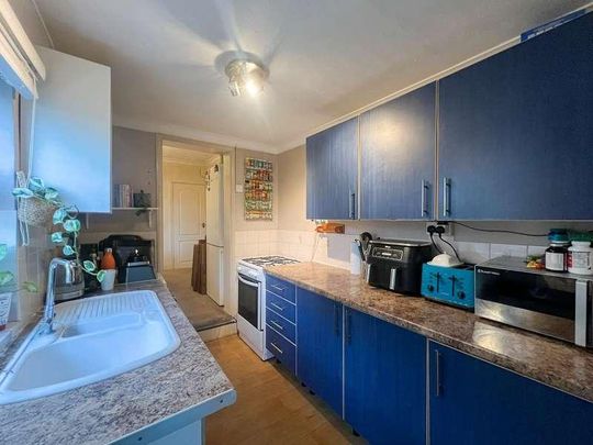 Singlewell Road, Gravesend, Kent, DA11 - Photo 1