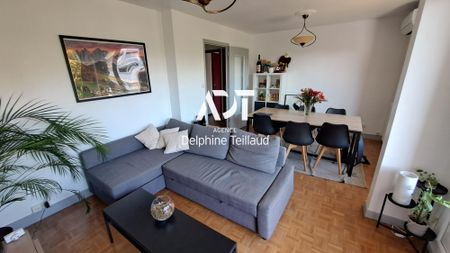 Location Appartement 4 pièces 74m² ST MARTIN D HERES 38400 - Photo 3