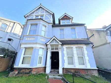 A 1 Bedroom Flat Instruction to Let in St Leonards-on-Sea - Photo 5