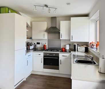 3 Bedroom House to Rent in Speight Crescent, Kettering, NN15 - Photo 5