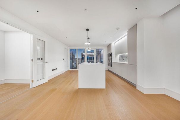 Lincoln Apartments, Fountain Park Way, London W12 - Photo 1