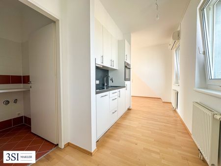 Hell, klimatisiert, großzügig - 2-Zimmer-Dachgeschosstraum in ruhiger Seitenstraße des 10. Bezirks - mit allgemeiner Dachterrasse - Photo 4