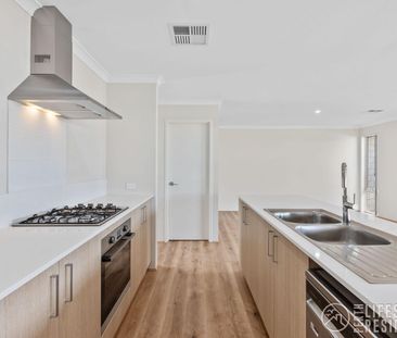Brand New Family Home - Photo 6