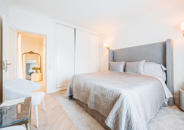 MORADIA DE LUXO T5 +1 NA PENHA LONGA RESORT - SINTRA