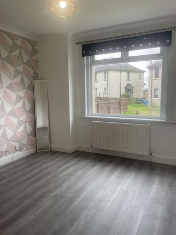 2 Bed End Terrace, Ellesmere Street, G22 - Photo 4