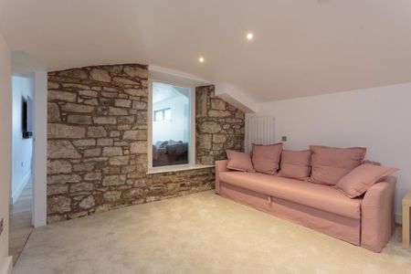 4 bedroom terraced house to rent - Photo 3