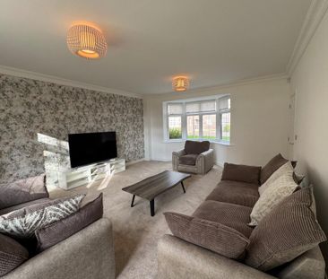 6 bedroom detached house to rent - Photo 1